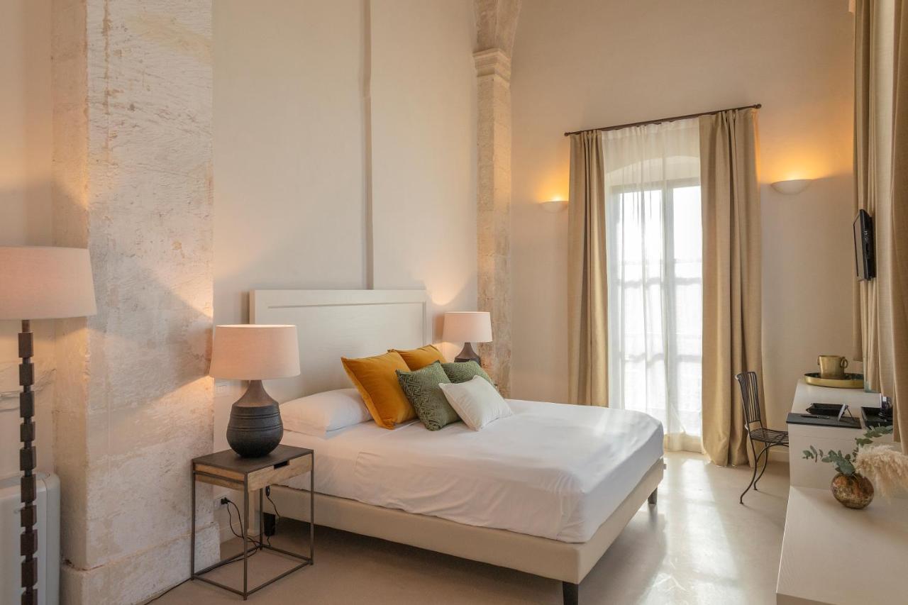 Chiostro Dei Domenicani - Dimora Storica Lecce Exteriör bild